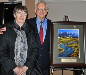 As a celebration of nearly seven years on the Board of Columbia Basin Trust, Kim Deane, alongside wife Gillian Deane, was presented with a photograph of the Columbia River.