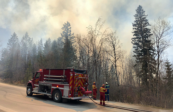 Fairmont Fd Battling Grass Fire Near Resort Columbia Valley